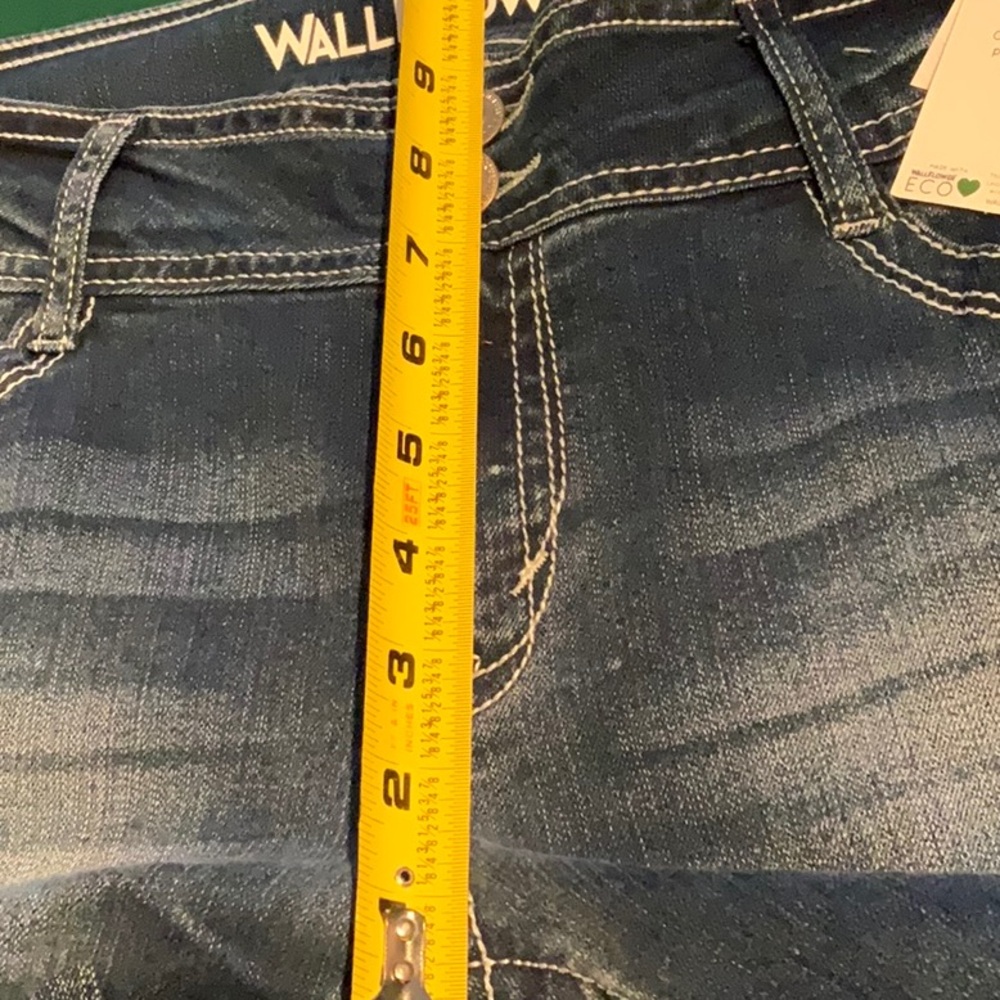 WallFlower Women's Luscious Curvy Bootcut Sz 11 Long NWT - Picture 8 of 10